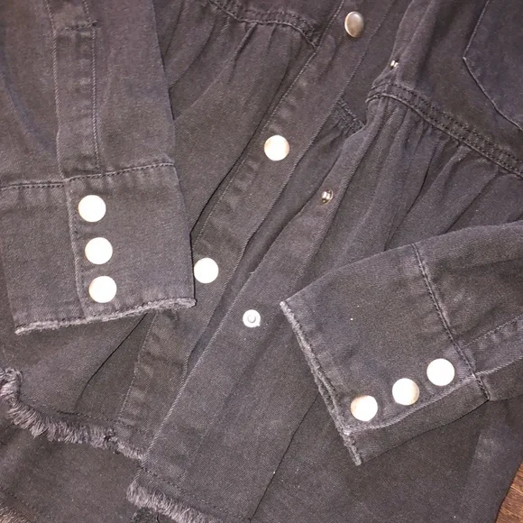 FATE black boho top snap buttons size small - Picture 4 of 7